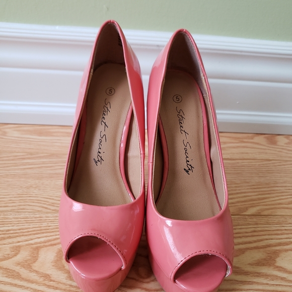 Dresss shoes - Picture 2 of 3